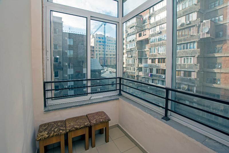 Flatsinyerevan At Aram Street Exterior photo